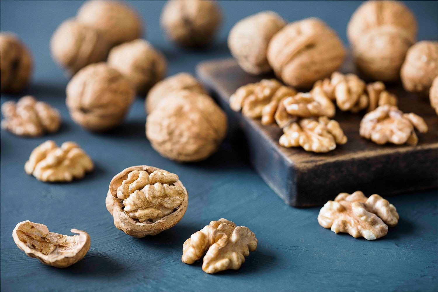 walnuts-are-heart-healthy-108525-3.jpg